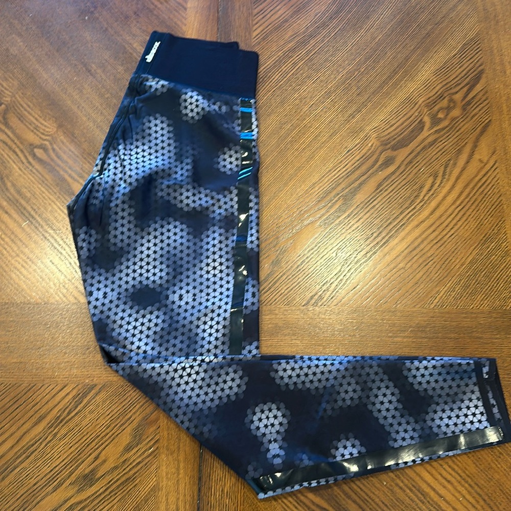 Ultracor Blurred Stars Legging Size Small